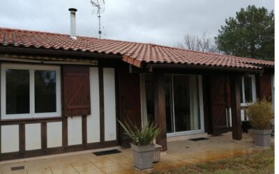 Rénovation des menuiseries extérieures sur une maison landaise à colombages