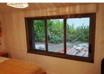 Fenêtre coulissante en alu double vitrage